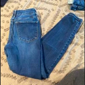 Maurices Skinny Jeans: Size M